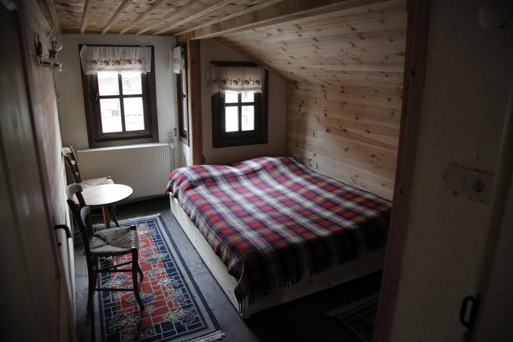 Haci Sakirler Konagi Hostal Mudurnu Exterior foto