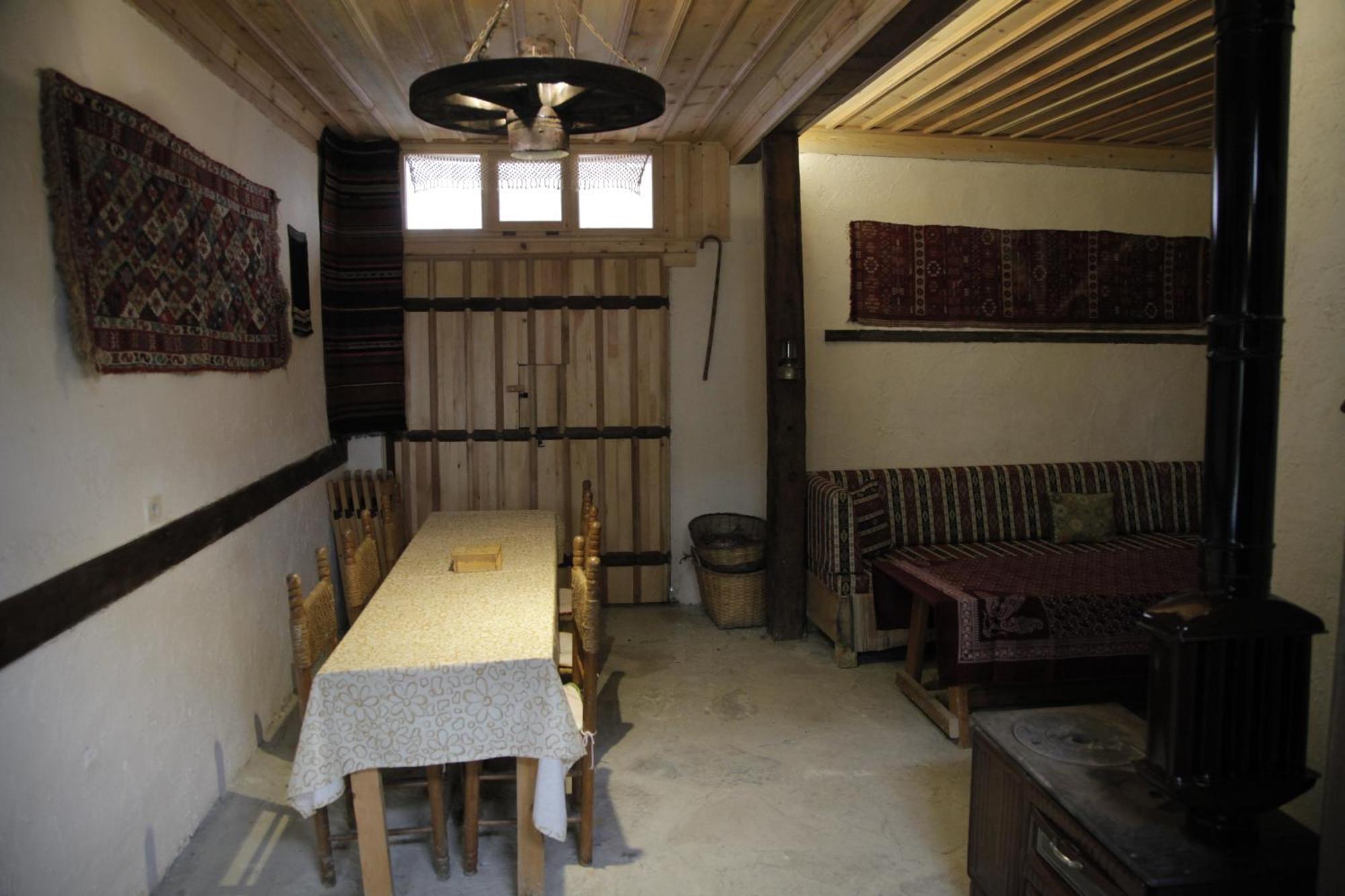 Haci Sakirler Konagi Hostal Mudurnu Exterior foto