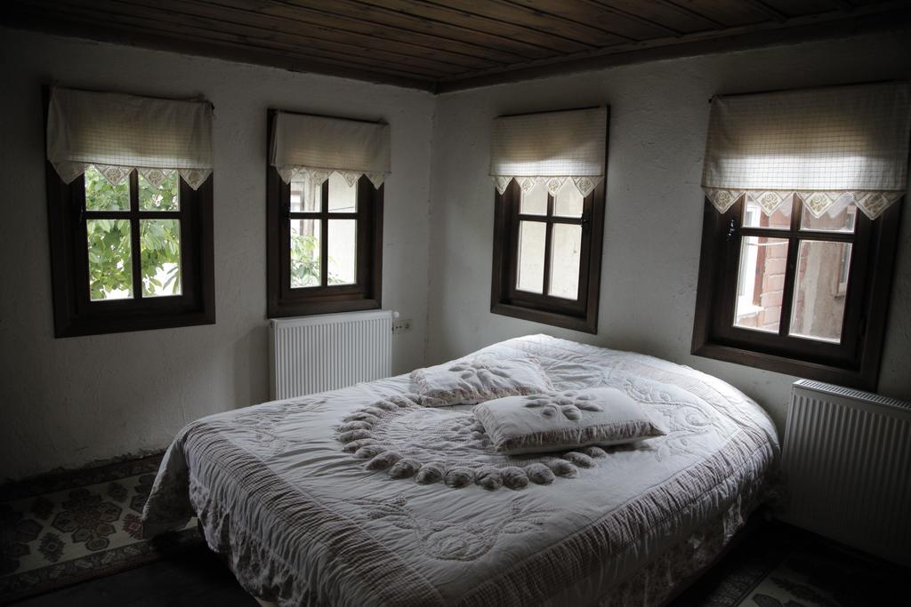 Haci Sakirler Konagi Hostal Mudurnu Exterior foto
