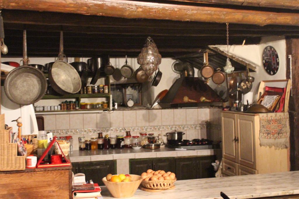 Haci Sakirler Konagi Hostal Mudurnu Exterior foto